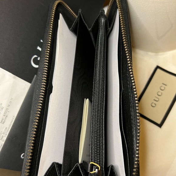 Gucci Wallet - Picture 3 of 3